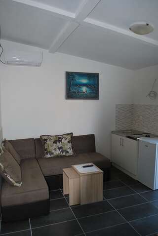 Апартаменты Apartments Stevanović Добра-Вода Апартаменты с видом на море-5