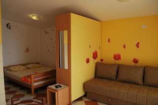 Апартаменты Apartments Stevanović Добра-Вода Апартаменты с видом на море-43