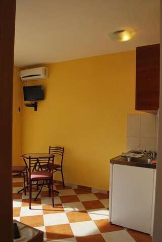 Апартаменты Apartments Stevanović Добра-Вода Апартаменты с видом на море-63